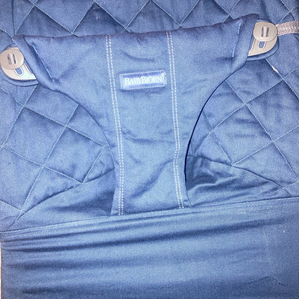 EUC Baby Bjorn Bliss Navy Quilted Baby Bouncer - Picture 2 of 7